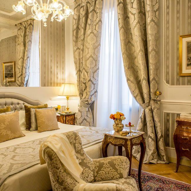 Grand Deluxe