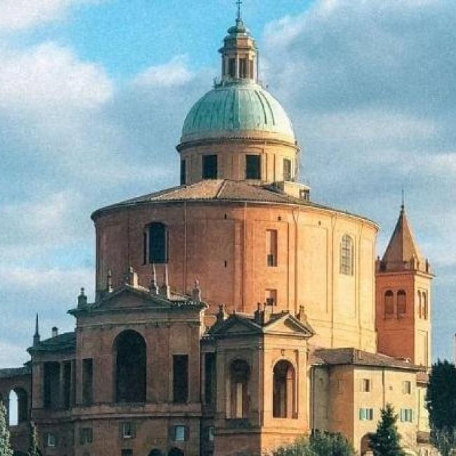 Bologna, ricca e sofisticata Signora | Bologna, a charming and sophisticated Lady